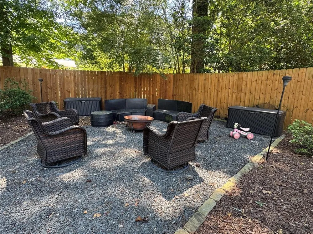 859 East Avenue #A Scottdale, GA 30079
