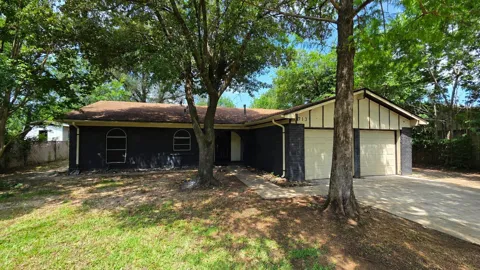 713 Spears Street
