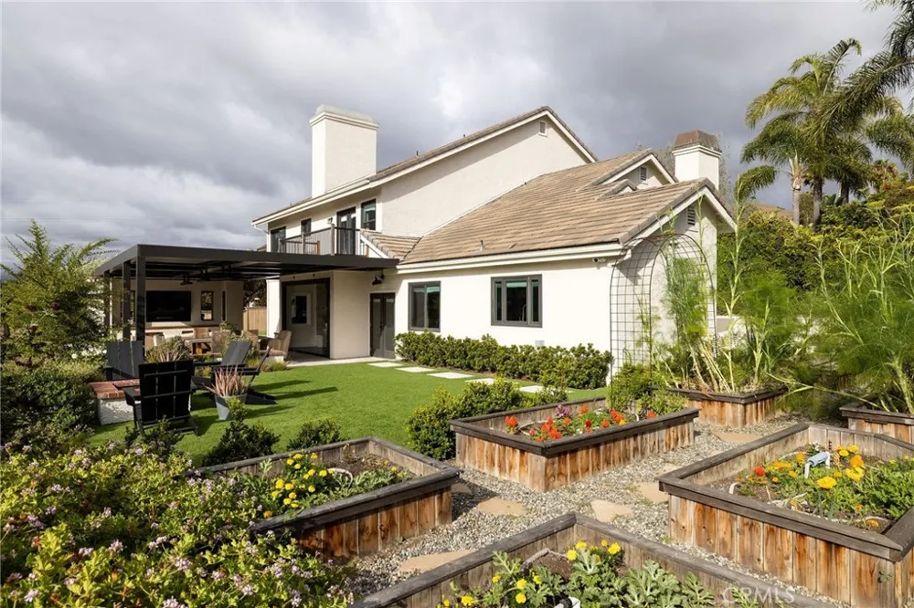 31687 Via Cervantes San Juan Capistrano, CA 92675