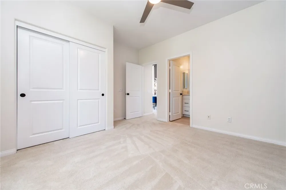 68 Rose Arch Irvine, CA 92620