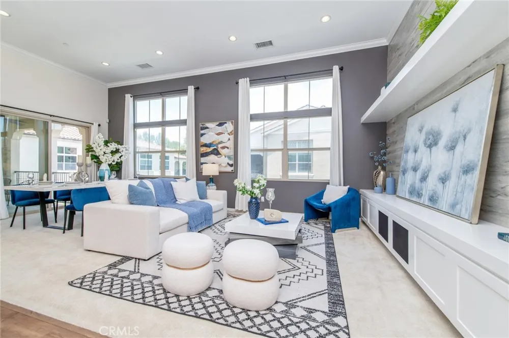 68 Rose Arch Irvine, CA 92620