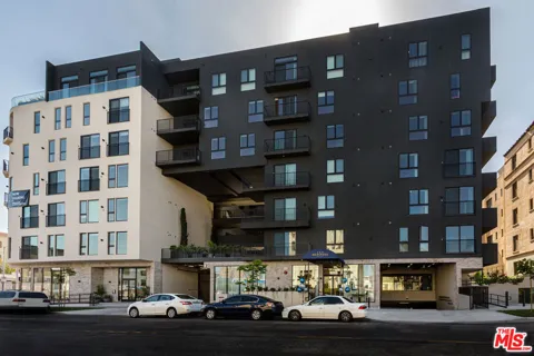 269 S Mariposa Avenue #302 A