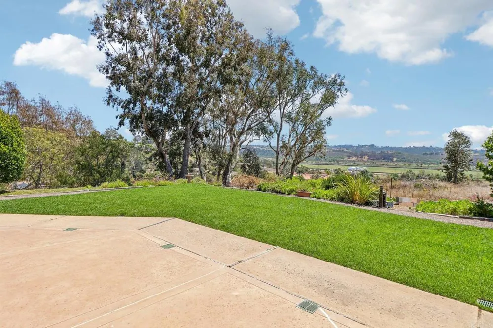 4955 Rancho Viejo Drive Del Mar, CA 92014