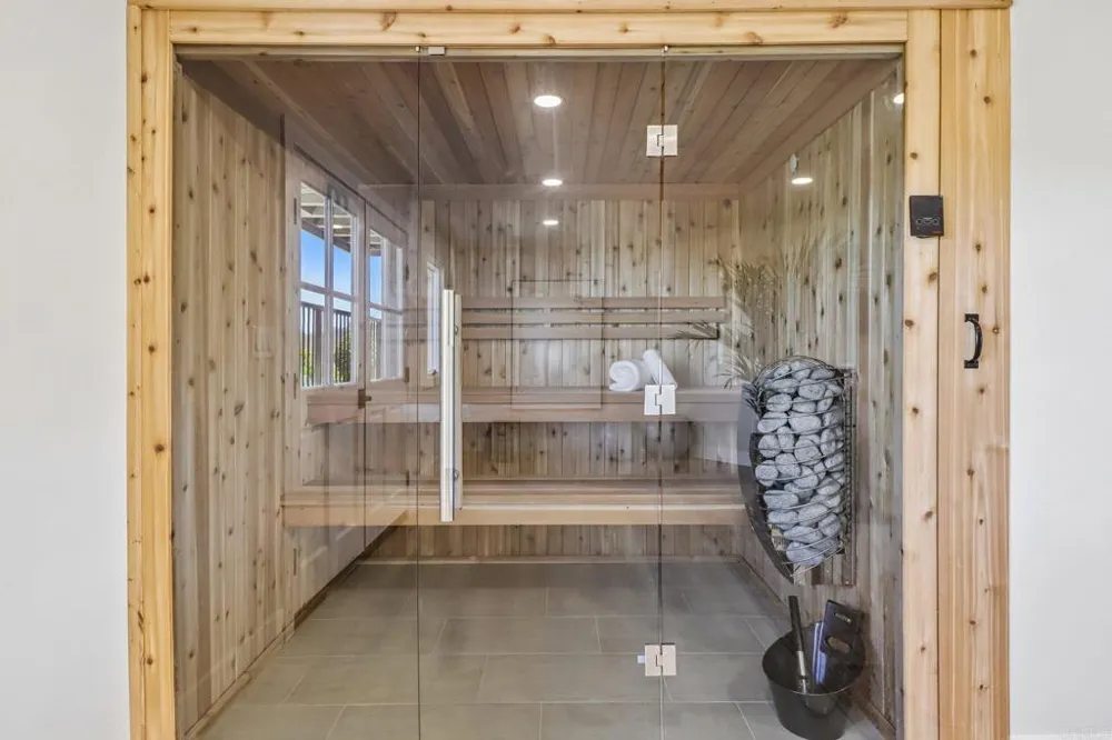 4955 Rancho Viejo Drive Del Mar, CA 92014