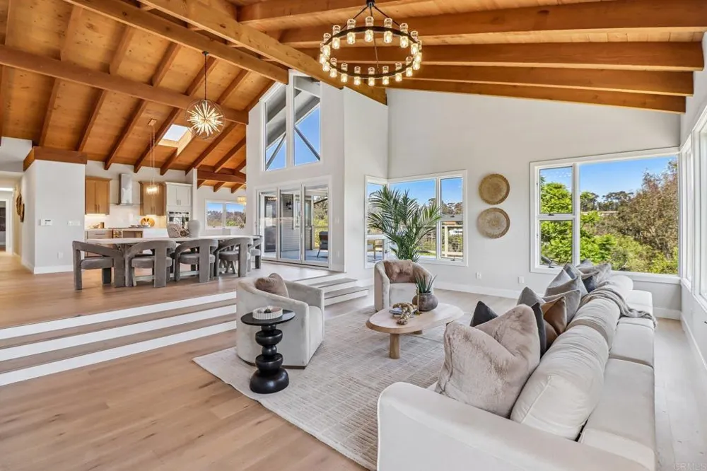 4955 Rancho Viejo Drive Del Mar, CA 92014
