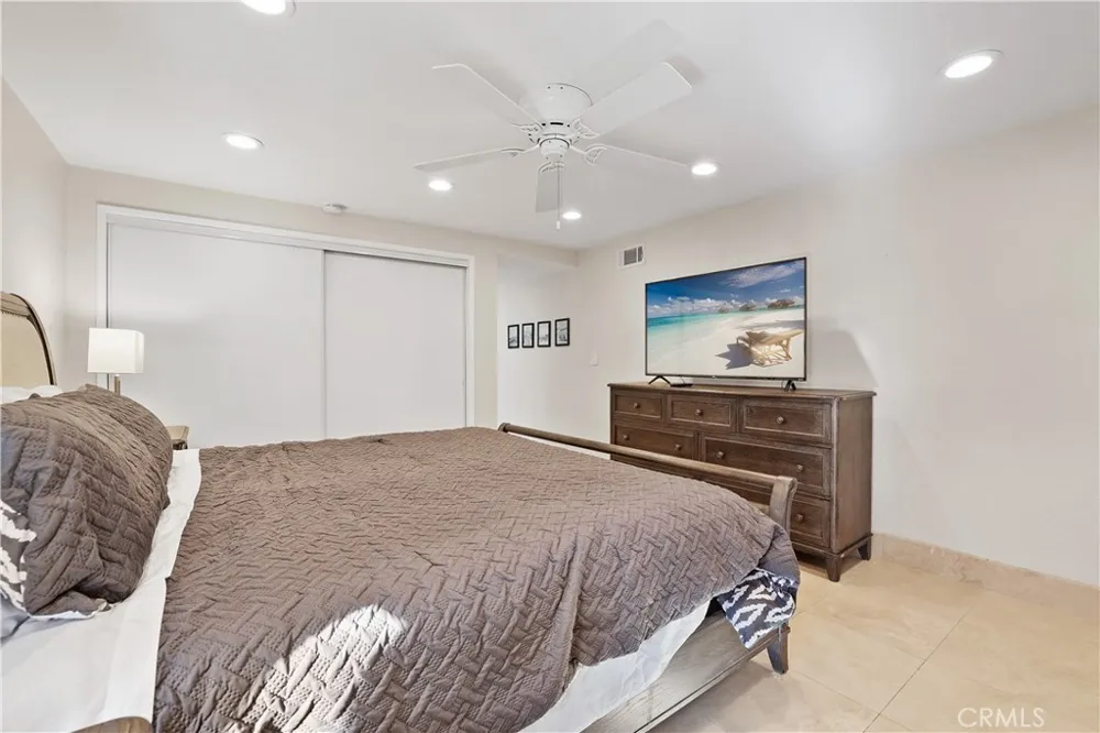 20981 Coastview Lane Huntington Beach, CA 92648