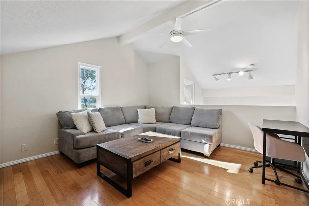 20981 Coastview Lane Huntington Beach, CA 92648