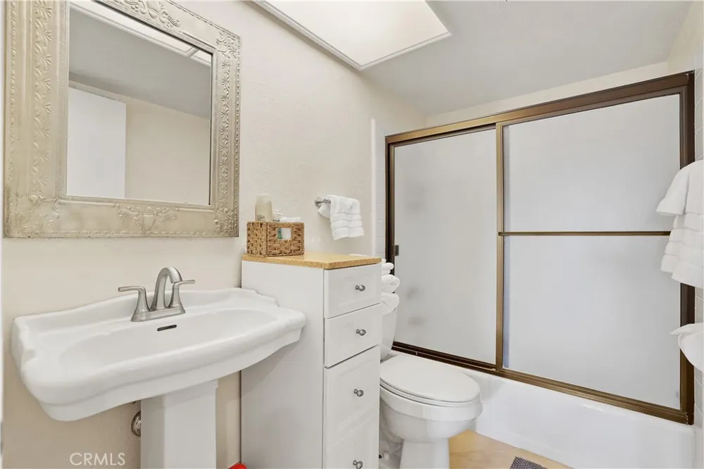 20981 Coastview Lane Huntington Beach, CA 92648