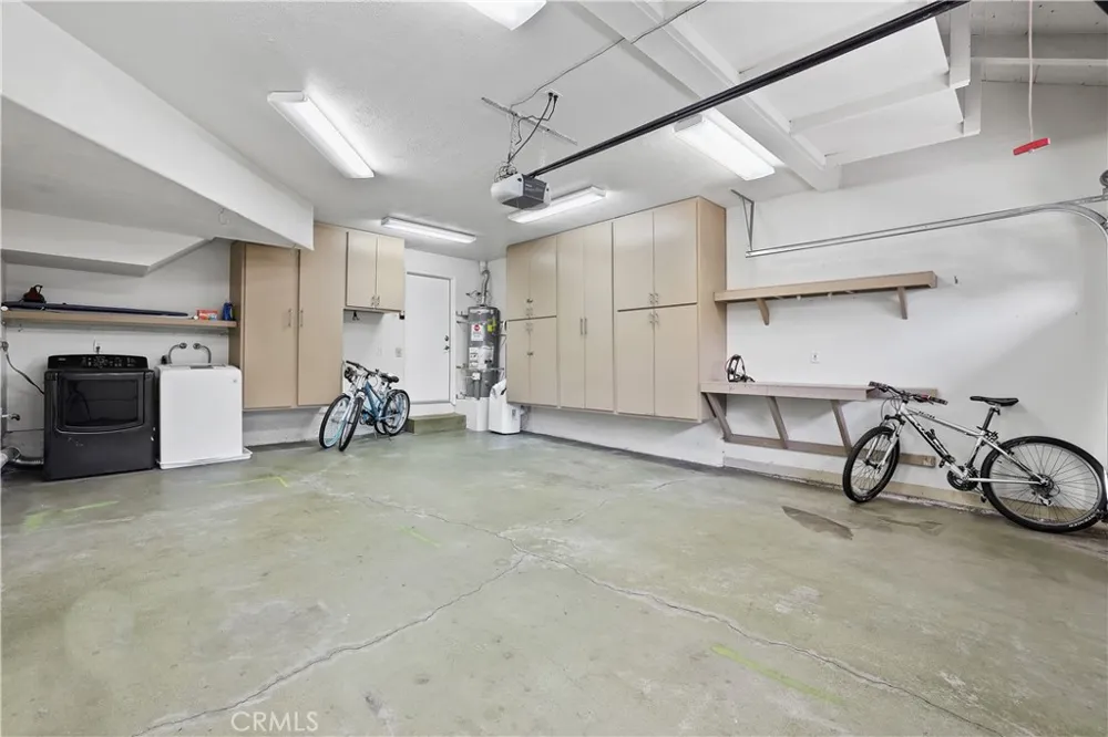 20981 Coastview Lane Huntington Beach, CA 92648
