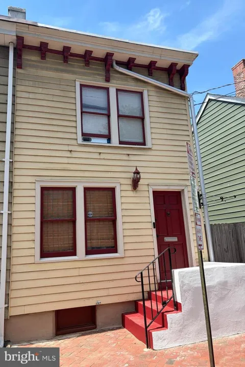 255 CLAY STREET