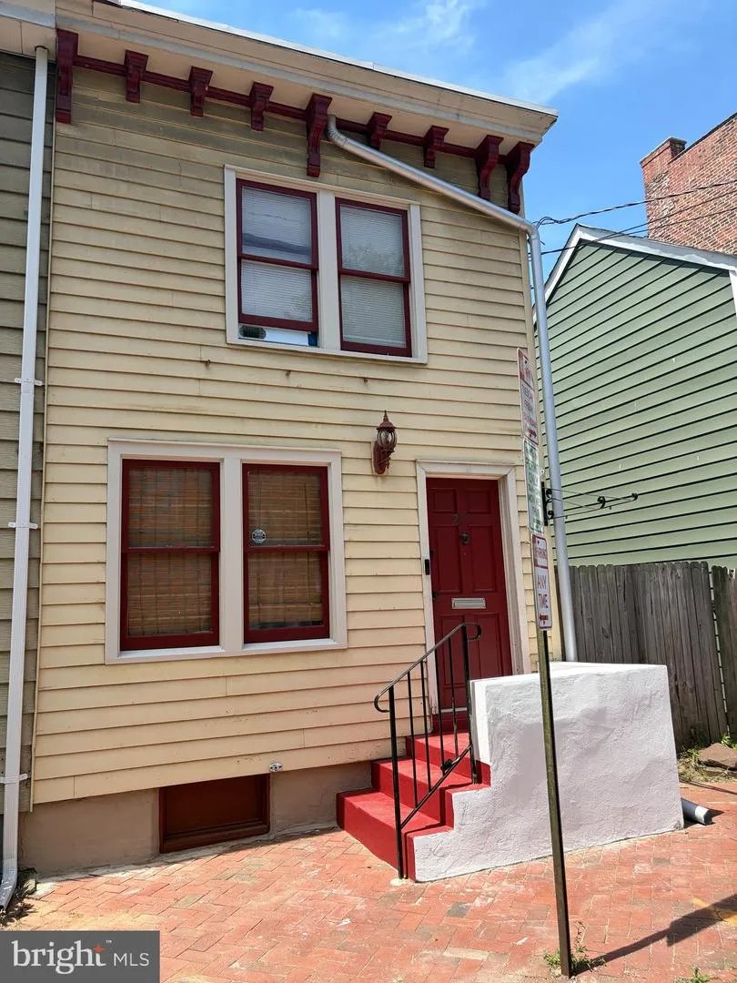 255 CLAY STREET Trenton, NJ 08611