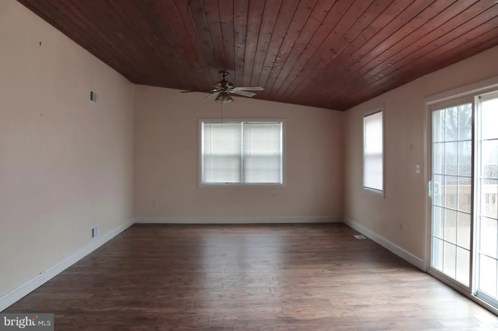 102 E MAIN STREET Marlton, NJ 08053