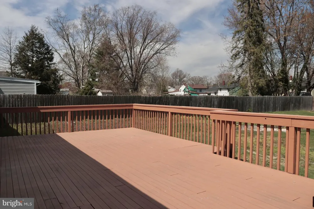102 E MAIN STREET Marlton, NJ 08053