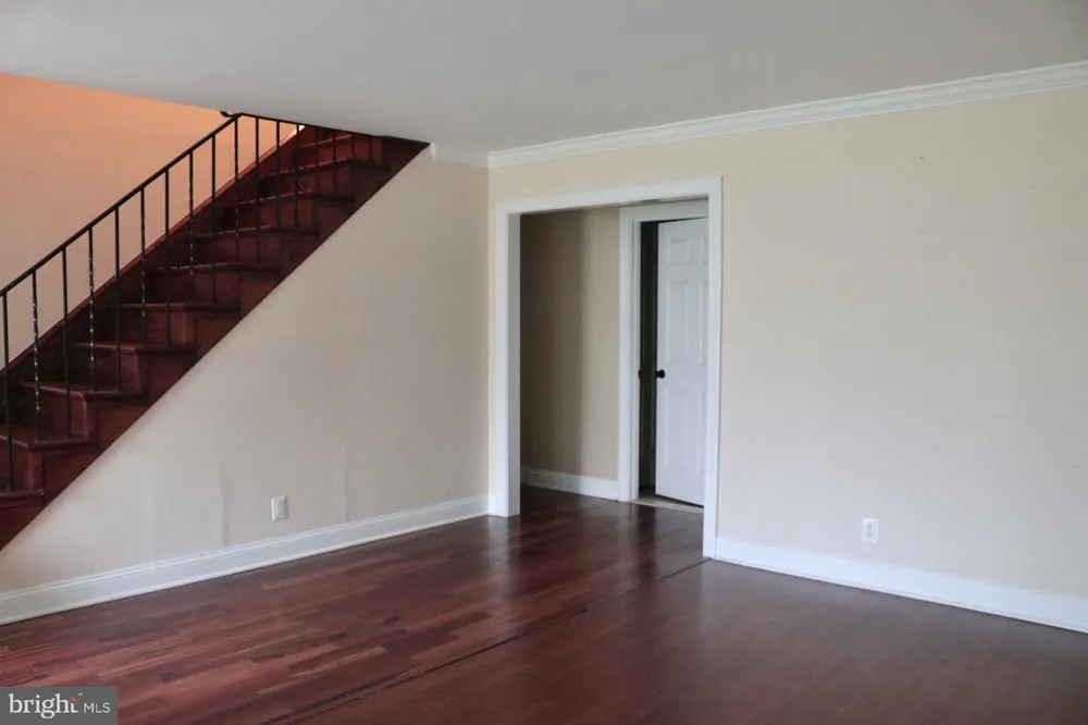 102 E MAIN STREET Marlton, NJ 08053