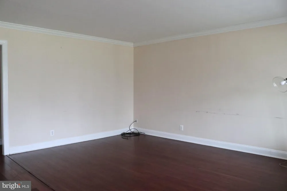 102 E MAIN STREET Marlton, NJ 08053