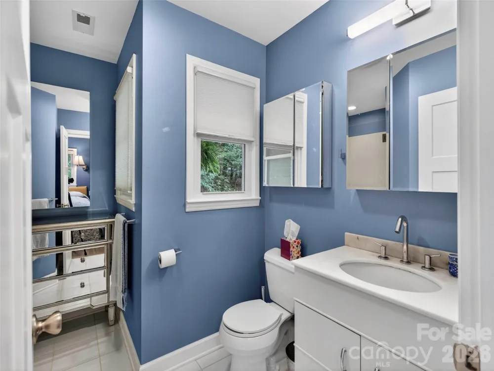 52 Melody Lane Saluda, NC 28773