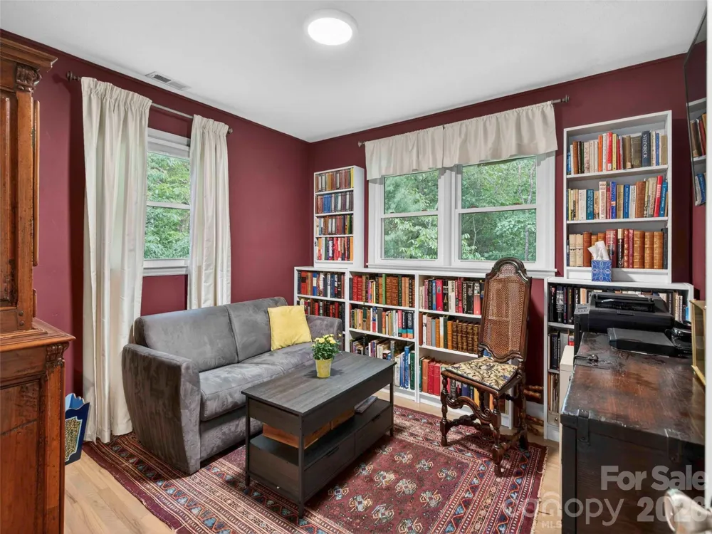 52 Melody Lane Saluda, NC 28773