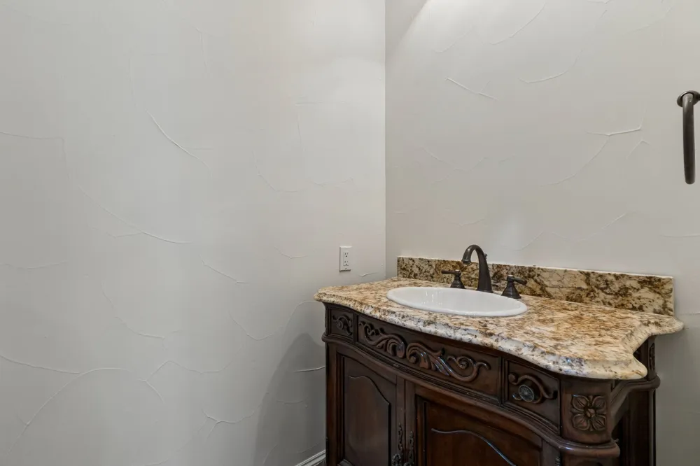 1101 King Mark Drive Lewisville, TX 75056