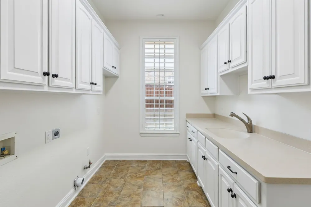 1101 King Mark Drive Lewisville, TX 75056