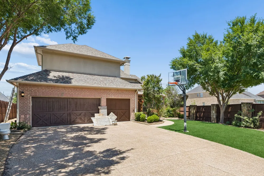 1101 King Mark Drive Lewisville, TX 75056