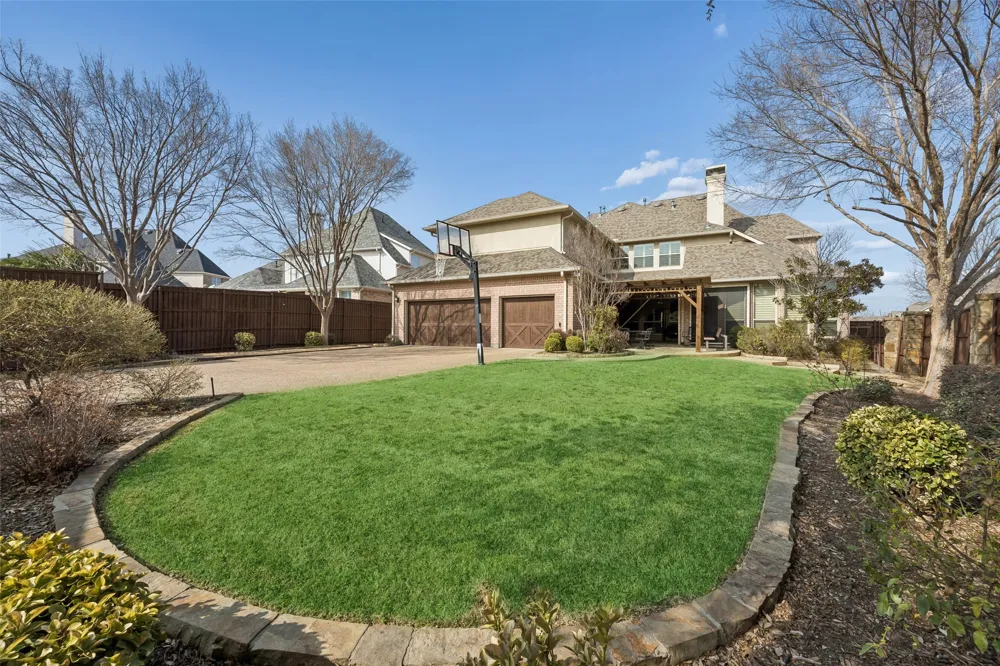 1101 King Mark Drive Lewisville, TX 75056