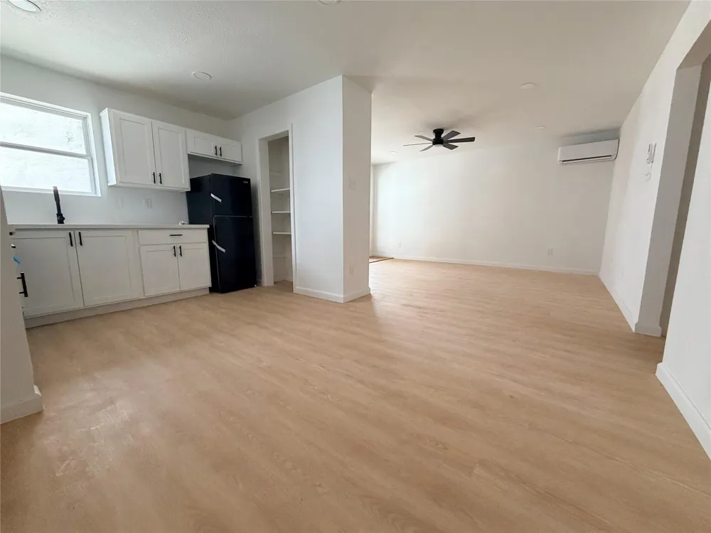6840 Fairway Drive #4 Houston, TX 77087