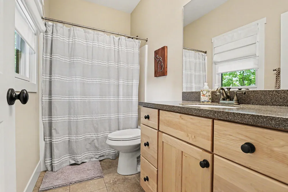 3411 Lake Chapin Drive Berrien Springs, MI 49103