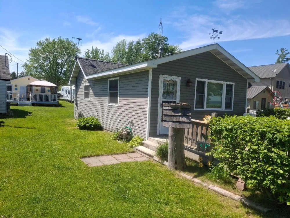 6434 W Houghton Lake Drive Houghton Lake, MI 48629