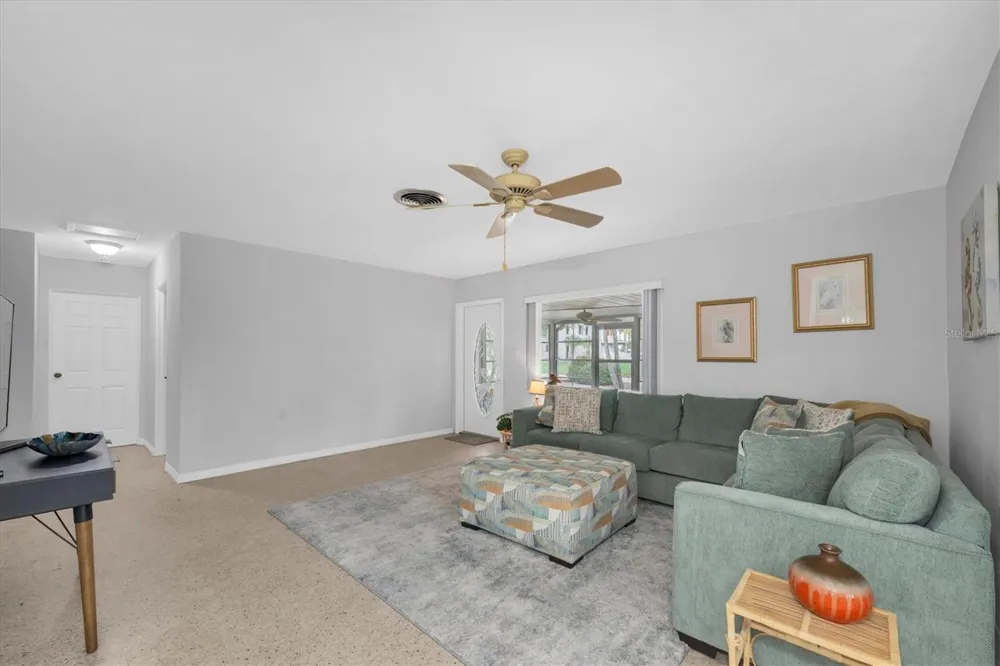 55A DOLPHIN DRIVE Treasure Island, FL 33706