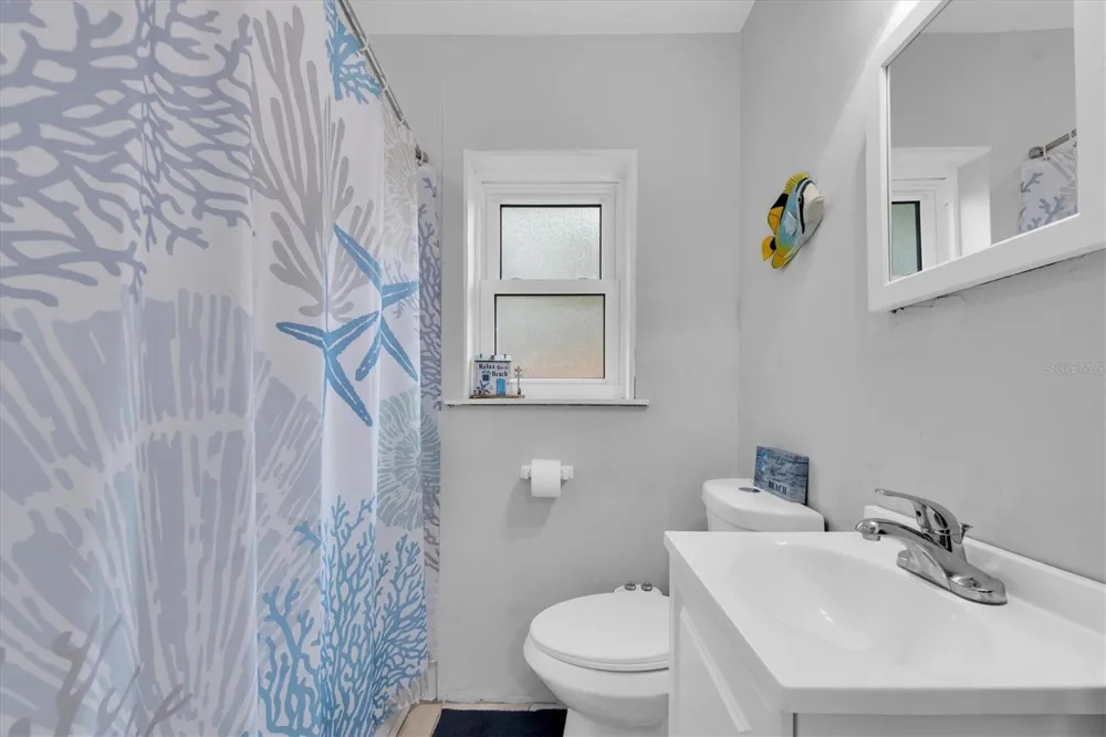 55A DOLPHIN DRIVE Treasure Island, FL 33706
