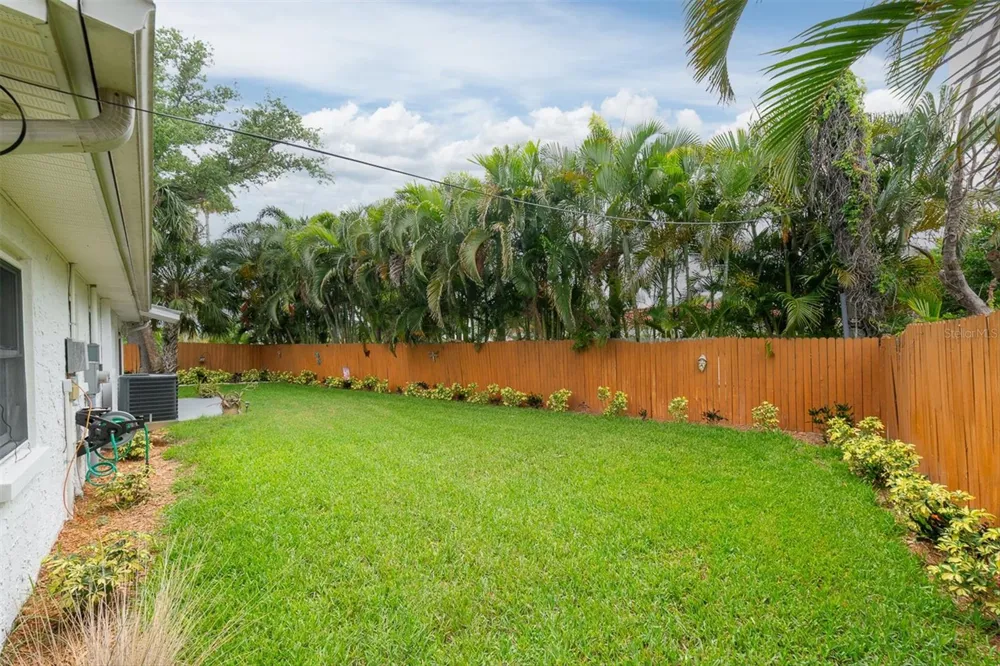 55A DOLPHIN DRIVE Treasure Island, FL 33706