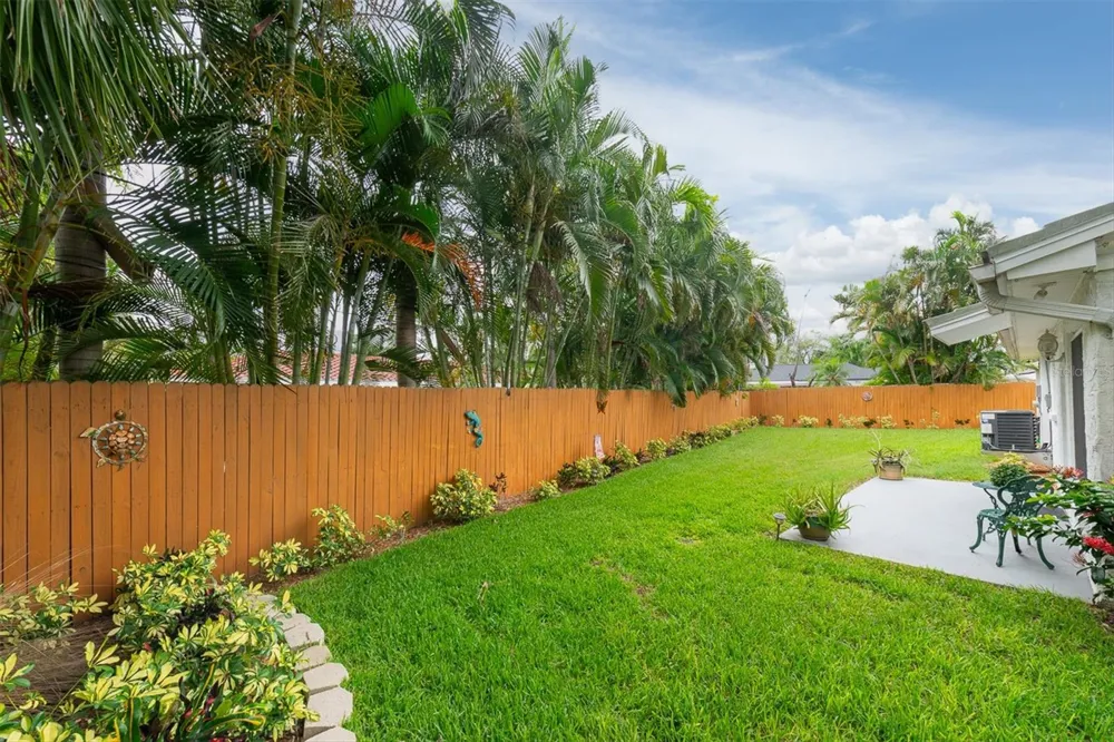 55A DOLPHIN DRIVE Treasure Island, FL 33706