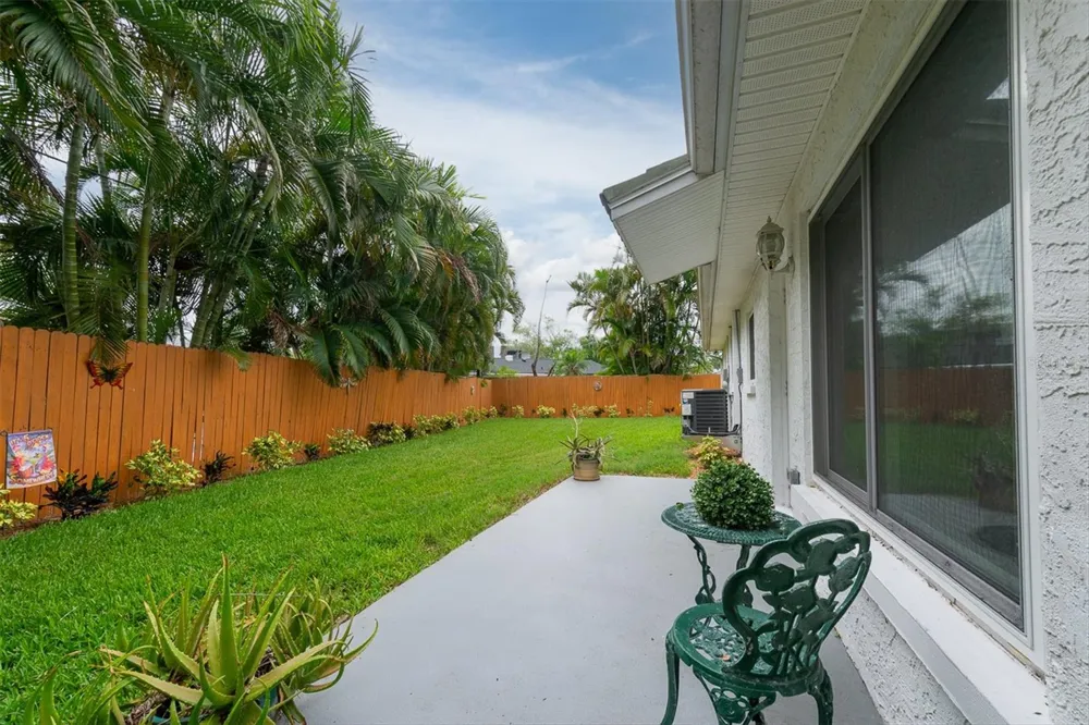 55A DOLPHIN DRIVE Treasure Island, FL 33706