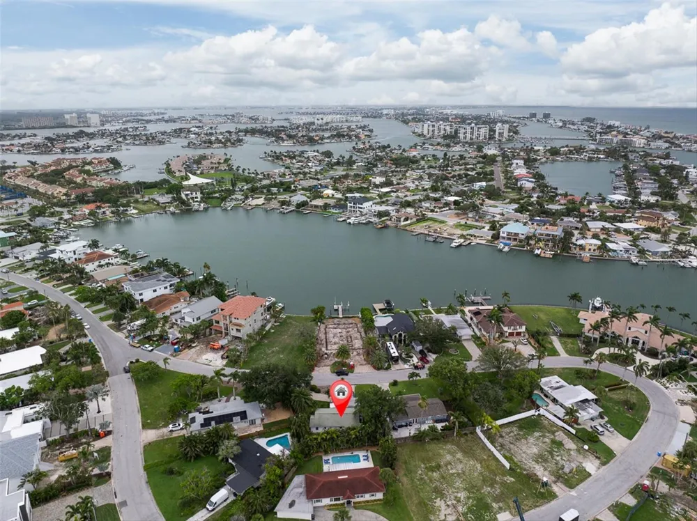 55A DOLPHIN DRIVE Treasure Island, FL 33706