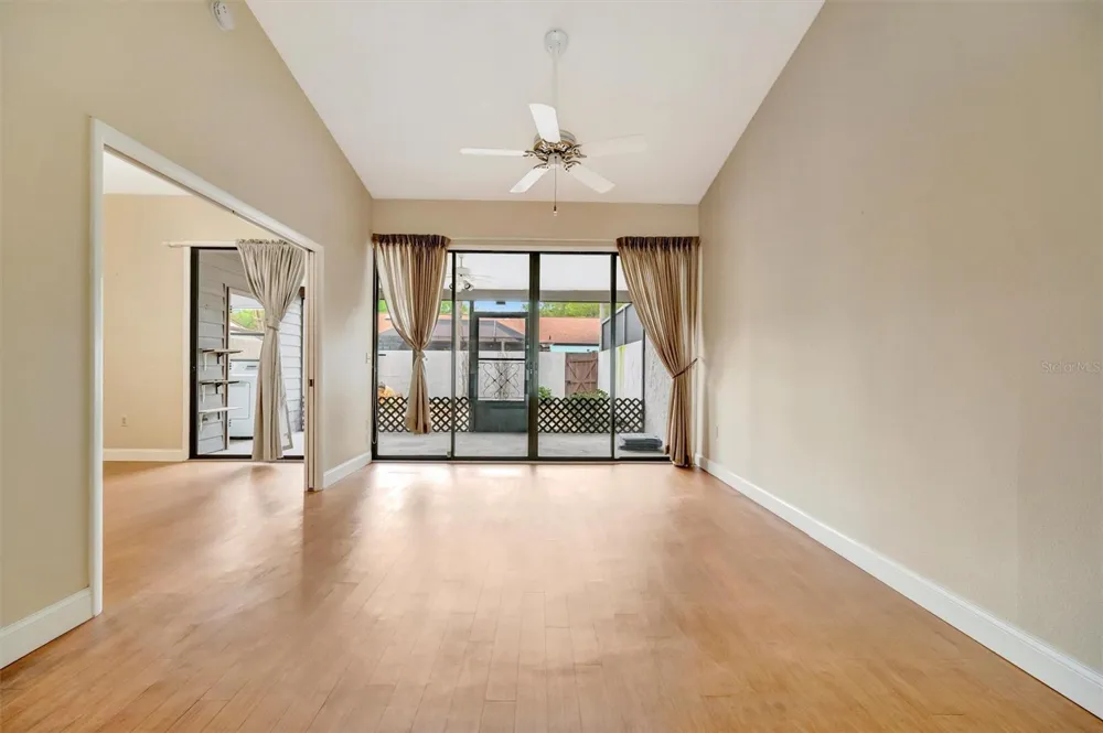 2925 PARK LAKE DRIVE #12 Bradenton, FL 34209
