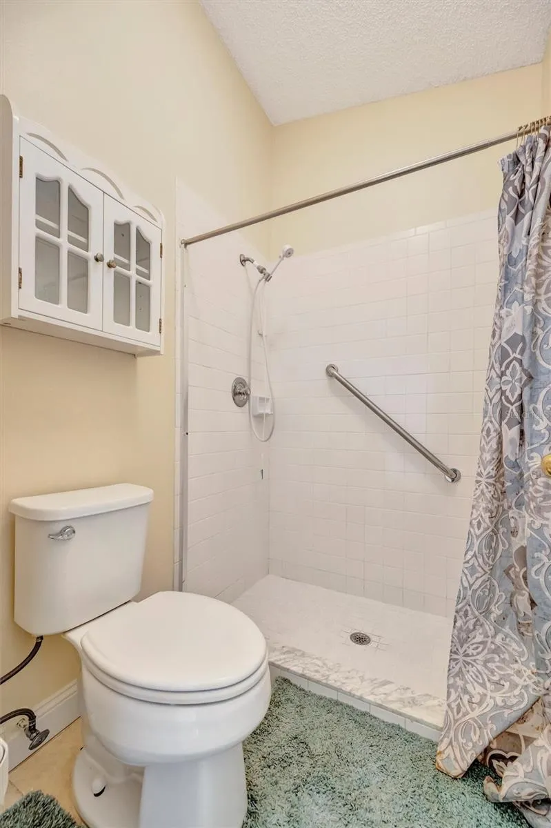 2925 PARK LAKE DRIVE #12 Bradenton, FL 34209
