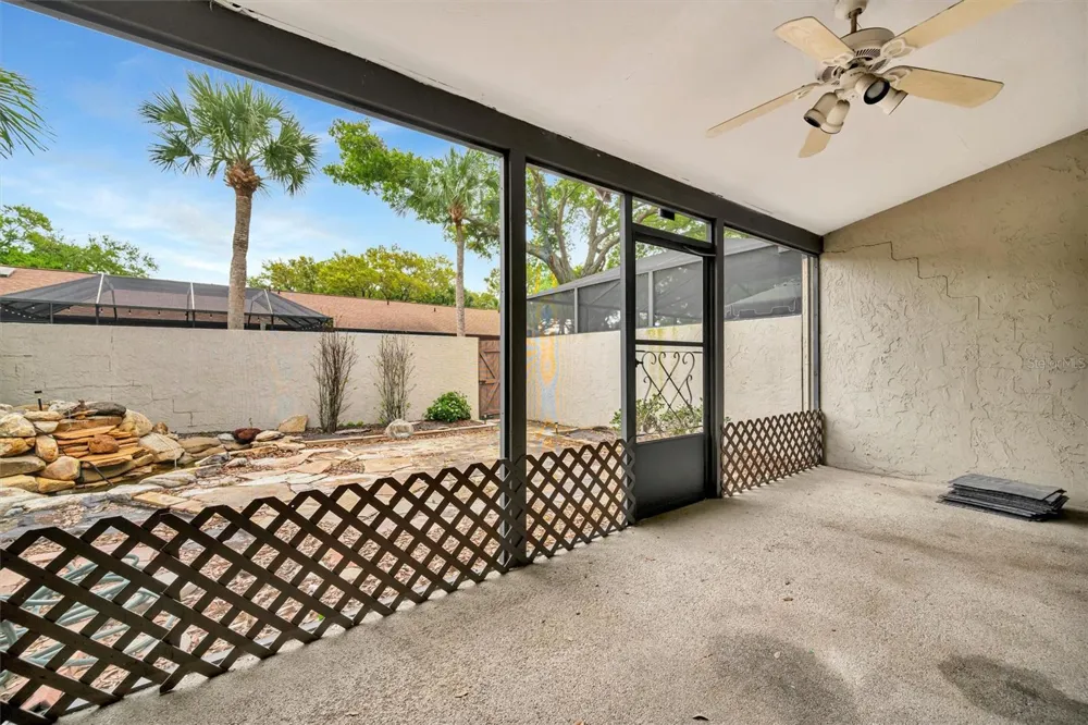 2925 PARK LAKE DRIVE #12 Bradenton, FL 34209