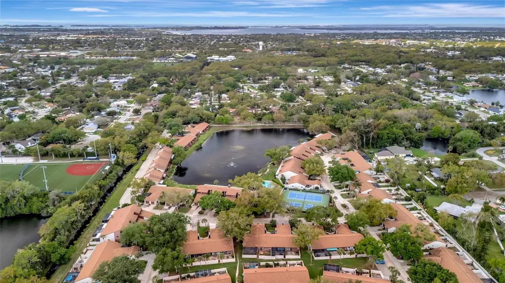 2925 PARK LAKE DRIVE #12 Bradenton, FL 34209