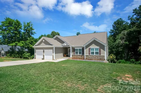 122 Windstone Drive