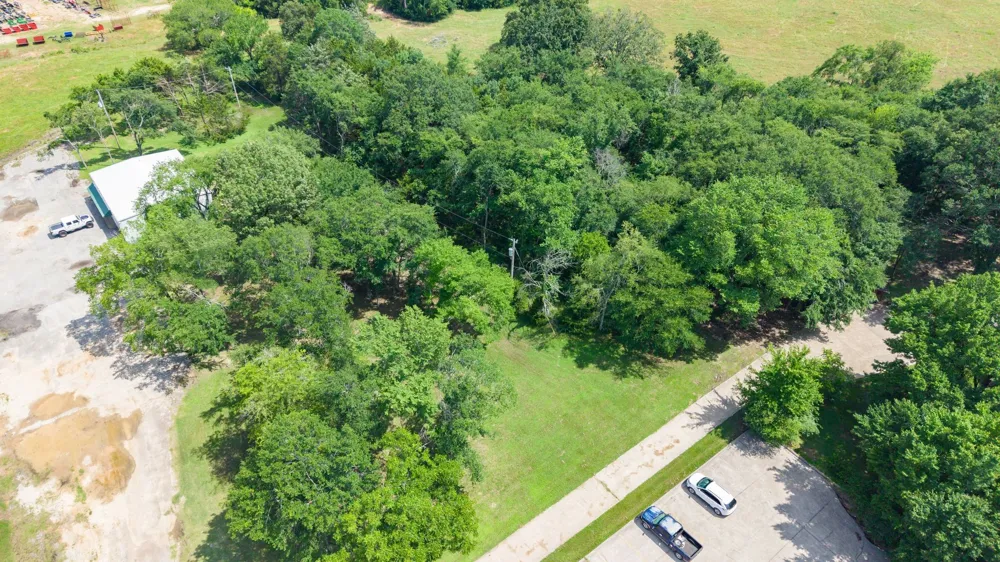 788 E Lennon Drive Emory, TX 75440