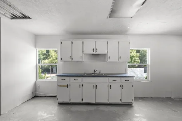 1110 King Rd Centerville, TN 37033