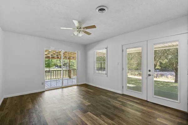 1110 King Rd Centerville, TN 37033