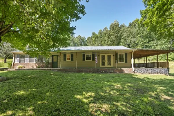 1110 King Rd Centerville, TN 37033
