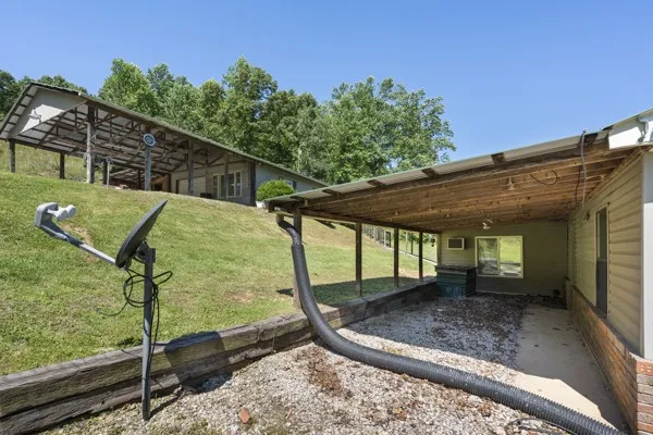 1110 King Rd Centerville, TN 37033
