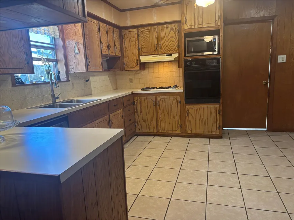 120 Juniper Drive Palestine, TX 75803
