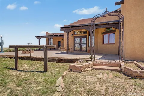 4601 S County Road 161