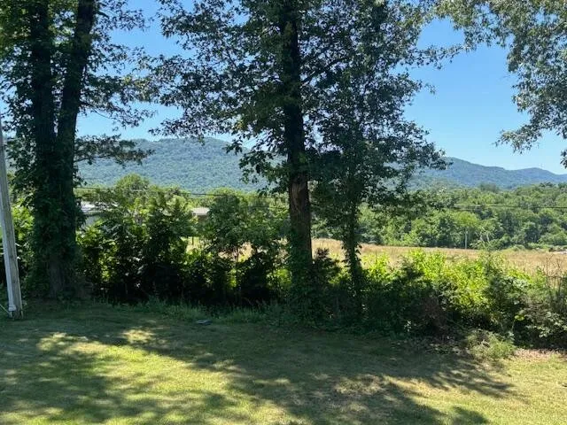 194 Patton Road Pikeville, TN 37367