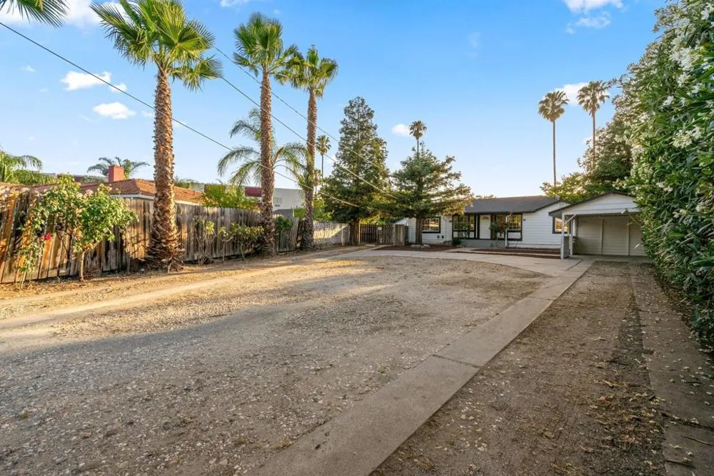 1131 Shamrock Drive Campbell, CA 95008