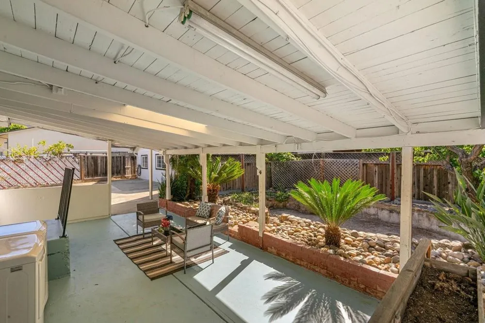 1131 Shamrock Drive Campbell, CA 95008