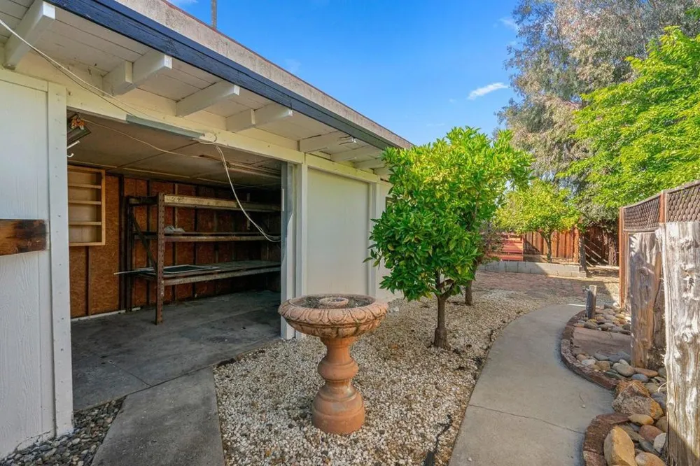 1131 Shamrock Drive Campbell, CA 95008